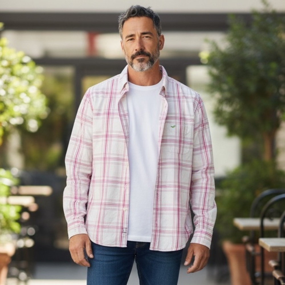 BF91 Men’s Hollister HCO Preppy Button Down Shirt M